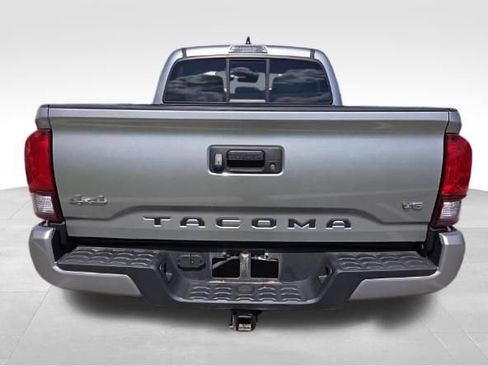 Used 2023 Toyota Tacoma SR AWD/4WD image 5