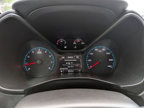 Used 2021 Chevrolet Colorado LT w/ LT Convenience Package RWD image 17