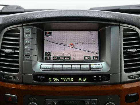 Used 2006 Lexus LX 470 4WD image 32