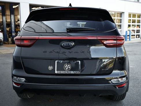 Used 2022 Kia Sportage Nightfall Edition image 10