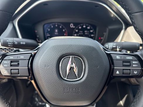 New 2025 Acura Integra FWD image 17