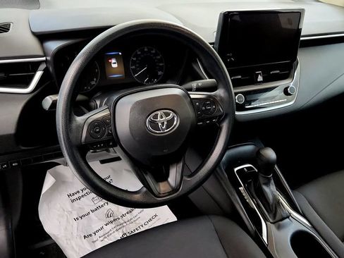 Used 2024 Toyota Corolla LE FWD image 24