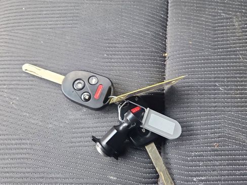 Used 2011 Honda Pilot EX image 17
