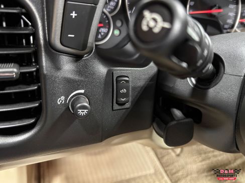 Used 2007 Chevrolet Corvette Convertible w/ Preferred Equipment Group image 17