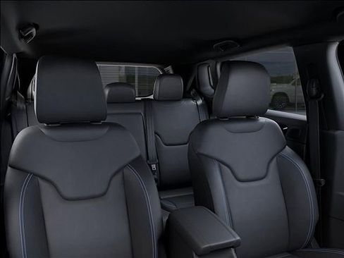 New 2026 Jeep Compass Limited image 26