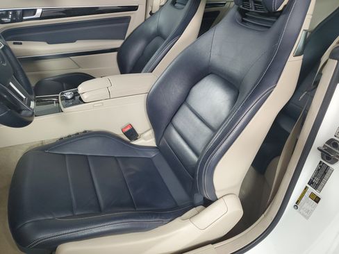 Used 2015 Mercedes-Benz E 550 Cabriolet image 12