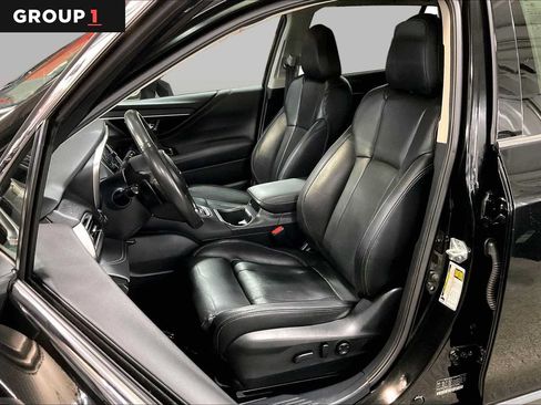 Used 2024 Subaru Outback Touring XT AWD/4WD image 8
