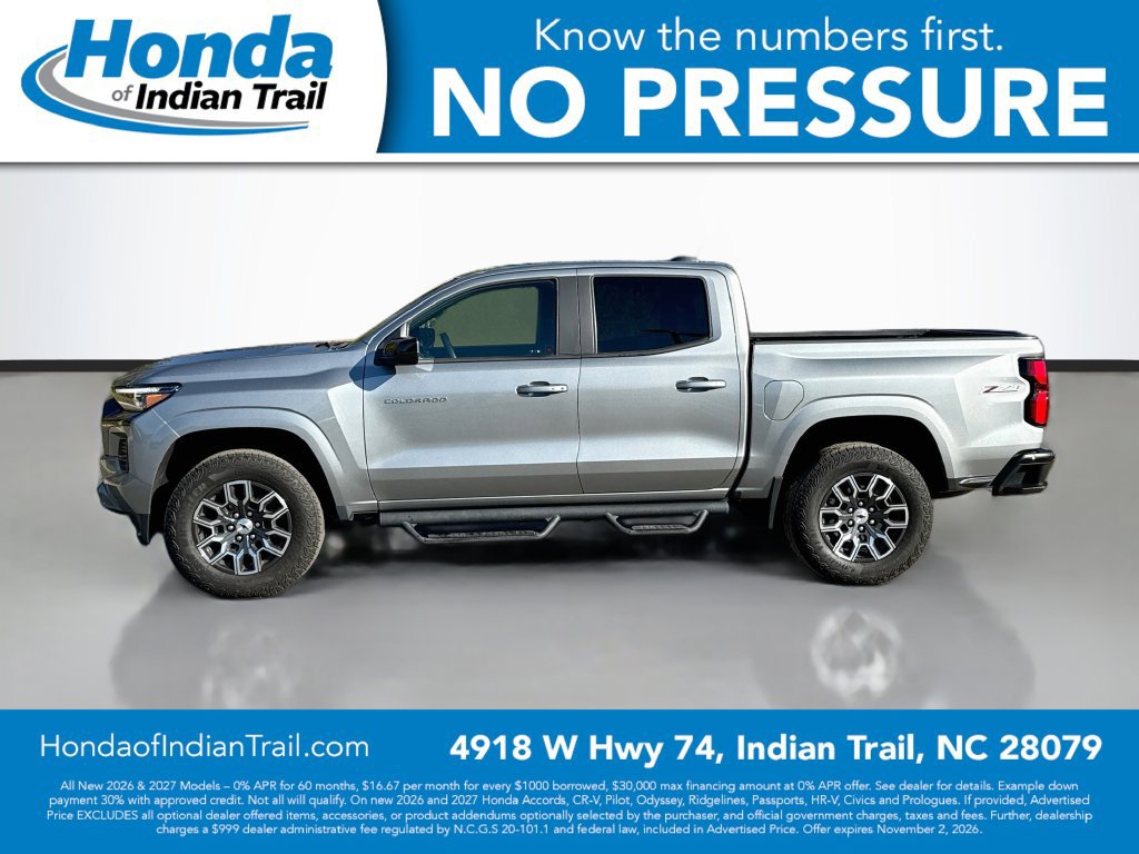 Used 2023 Chevrolet Colorado Z71 w/ Z71 Convenience Package 2 AWD/4WD image 4