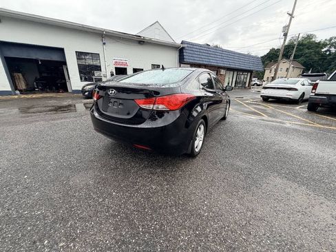 Used 2012 Hyundai Elantra GLS w/ Preferred Pkg 3 FWD image 30