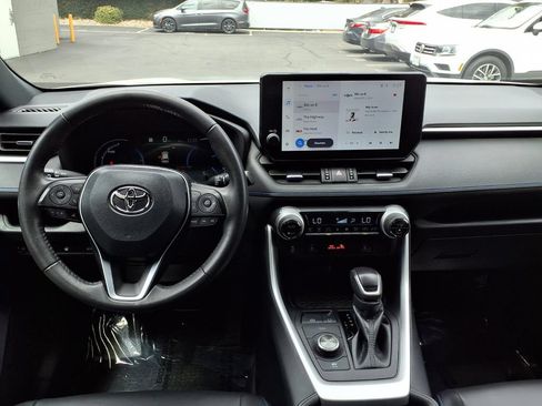 Certified 2025 Toyota RAV4 XSE w/ Weather Package AWD/4WD image 33