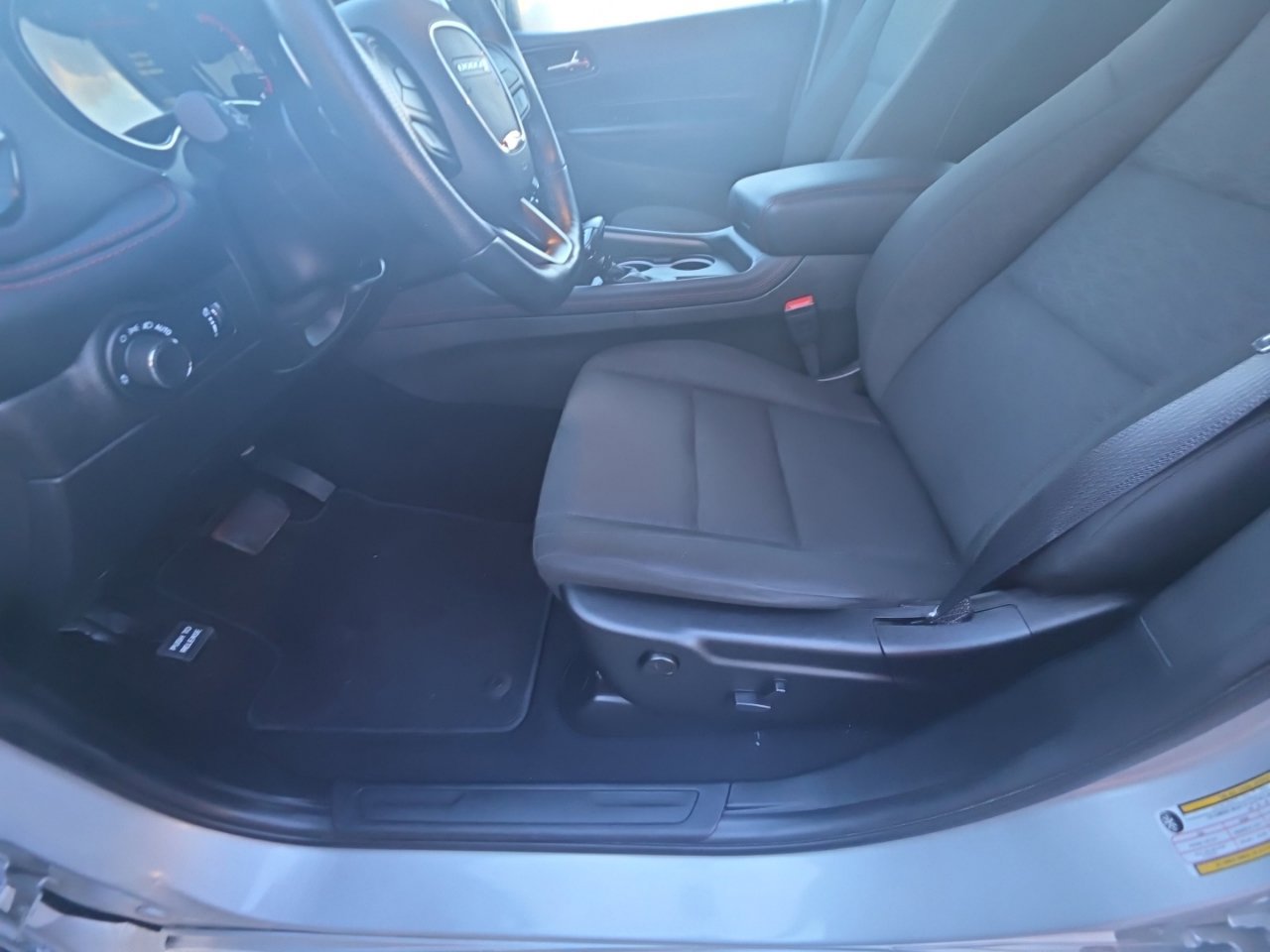 Used 2025 Dodge Durango GT RWD image 15