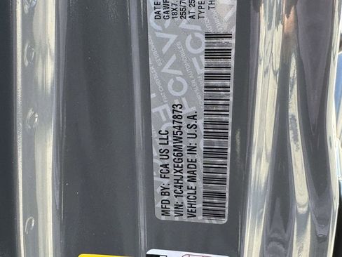 Used 2021 Jeep Wrangler Unlimited Sahara image 29