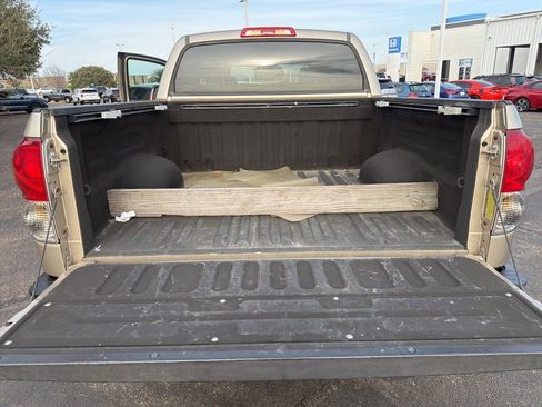Used 2008 Toyota Tundra Limited image 27