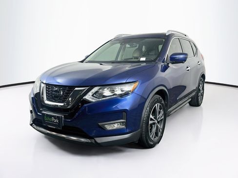 Used 2018 Nissan Rogue SL w/ Premium Package FWD image 3