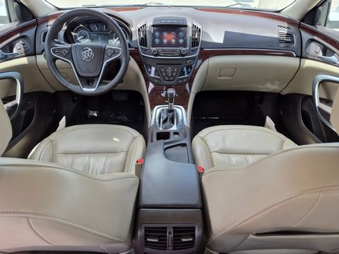 Used 2017 Buick Regal Premium FWD image 18