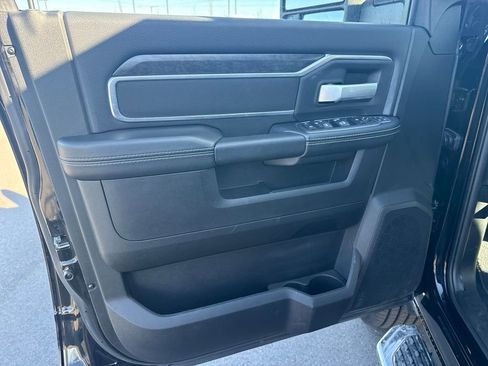 Used 2024 RAM 2500 Big Horn w/ Bed Utility Group image 13