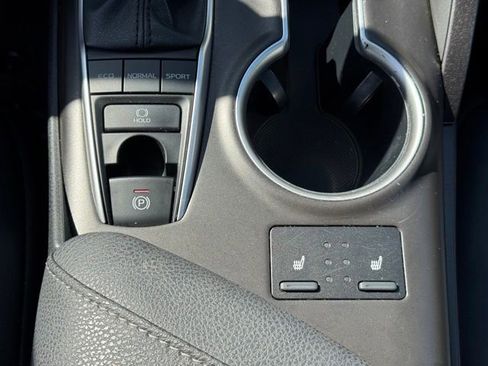 Used 2023 Toyota Camry XLE FWD image 24