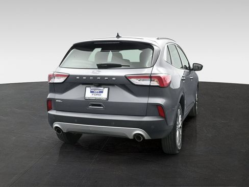 Used 2021 Ford Escape SEL FWD image 3