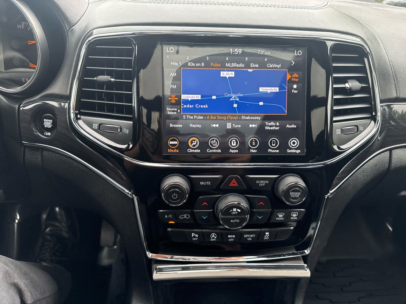 Used 2020 Jeep Grand Cherokee Overland AWD/4WD image 22