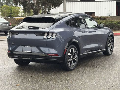 Used 2021 Ford Mustang Mach-E Premium image 4