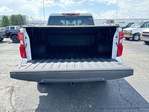 Used 2024 Chevrolet Silverado 1500 ZR2 w/ Technology Package image 24