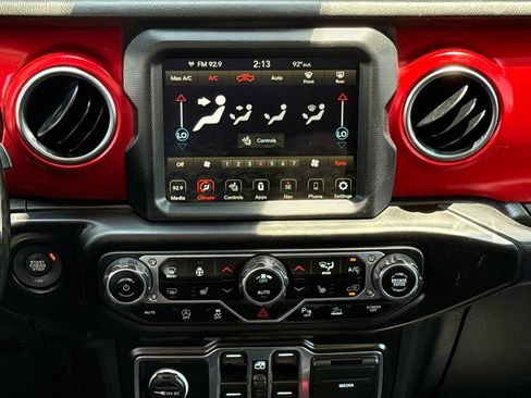 Used 2021 Jeep Gladiator Rubicon AWD/4WD image 14