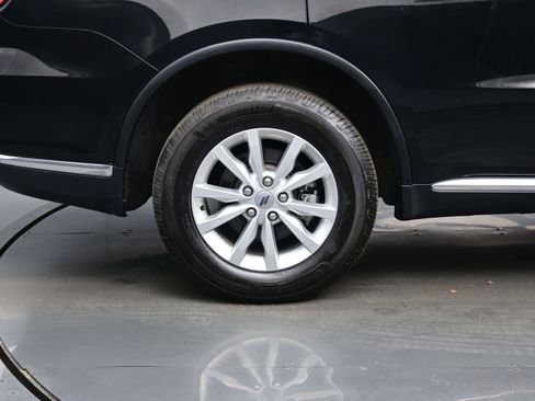 Used 2022 Dodge Durango SXT image 9