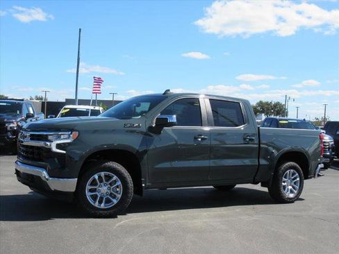 New 2026 Chevrolet Silverado 1500 LT w/ Z71 Off-Road Package image 2