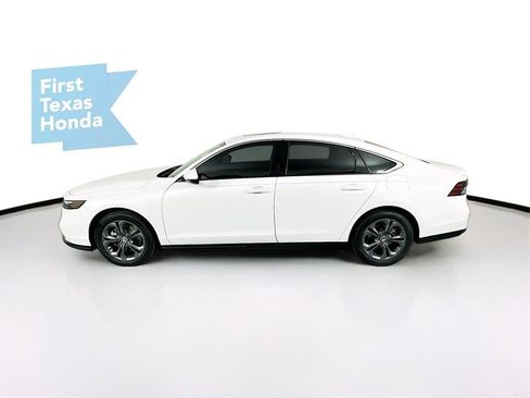 Certified 2025 Honda Accord EX-L image 4