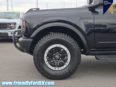 Certified 2023 Ford Bronco Big Bend w/ Sasquatch Package AWD/4WD image 9