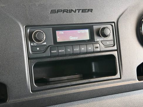 Used 2025 Mercedes-Benz Sprinter 2500 image 17