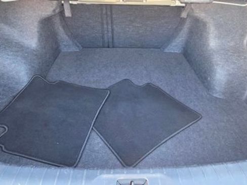 Used 2024 Nissan Altima 2.5 SV image 7