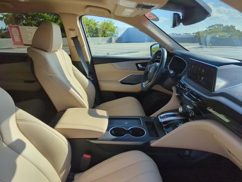 Used 2025 Acura MDX FWD image 25