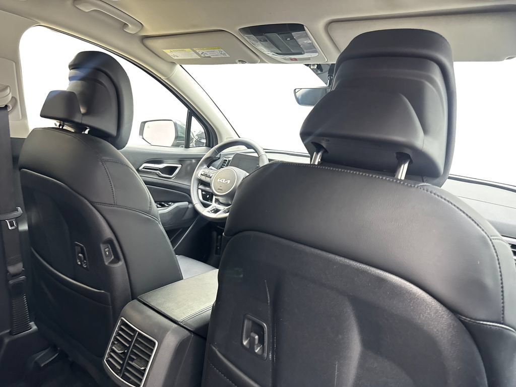 Used 2024 Kia Sportage EX AWD/4WD image 43
