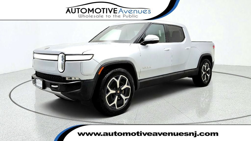 Used 2024 Rivian R1T Adventure Dual AWD/4WD image 1