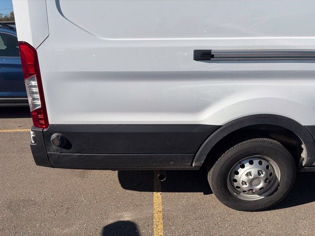 Used 2024 Ford Transit 250 148 High Roof Extended AWD w/ Load Area Protection Package image 5