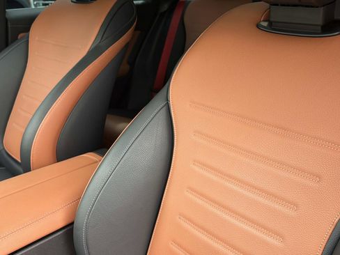 Certified 2024 Mercedes-Benz GLC 43 AMG 4MATIC image 18
