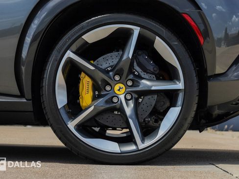 Used 2026 Ferrari Purosangue AWD/4WD image 9