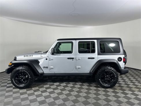 Certified 2022 Jeep Wrangler Unlimited Sport image 3