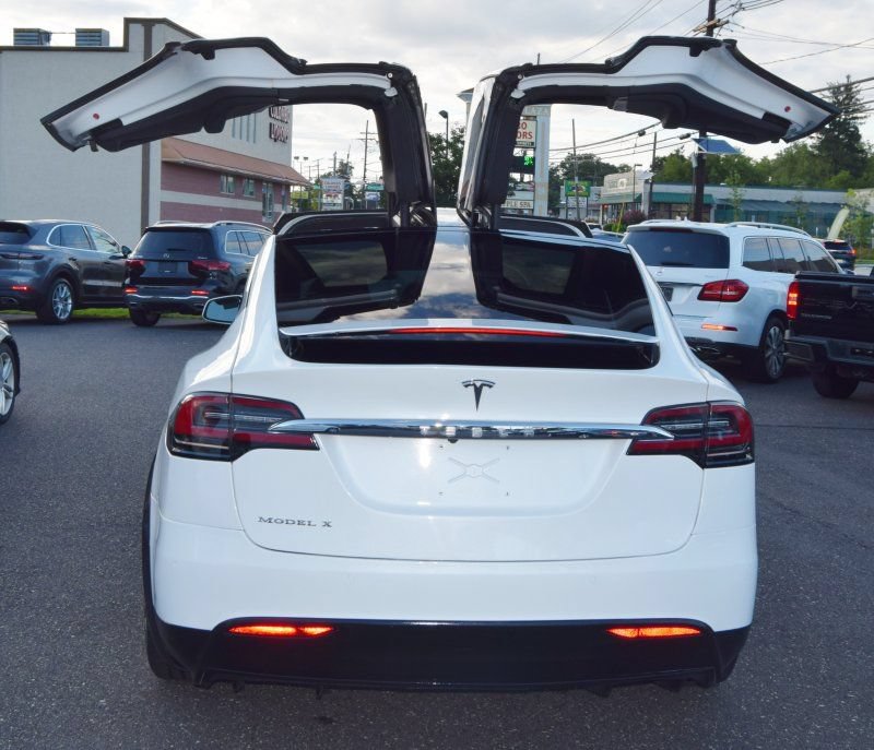 Used 2019 Tesla Model X 100D AWD/4WD image 11