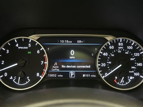 Used 2025 Nissan Sentra SR w/ SR Premium Package FWD image 13