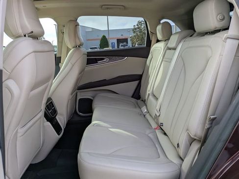 Certified 2020 Lincoln Nautilus Reserve FWD image 14