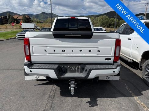 Used 2022 Ford F450 Limited w/ FX4 Off-Road Package AWD/4WD image 5