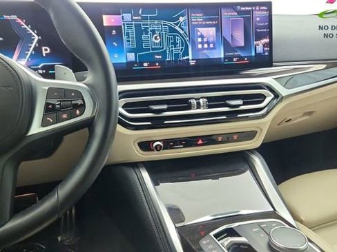 Used 2024 BMW M440i Convertible w/ Premium Package RWD image 47