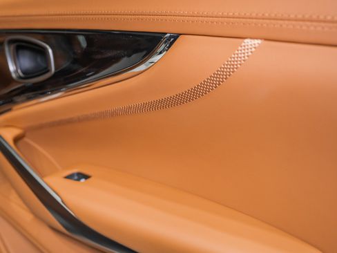 New 2026 Aston Martin DBX 707 image 46