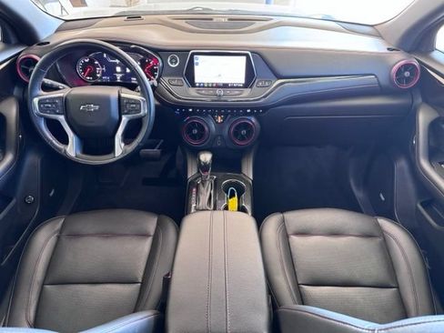 Used 2021 Chevrolet Blazer RS w/ Enhanced Convenience Package FWD image 13