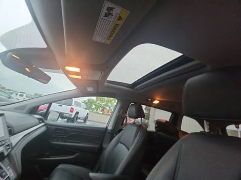 Used 2024 Honda Odyssey EX-L image 13