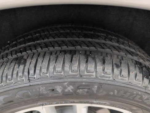 Used 2024 Dodge Durango GT image 24