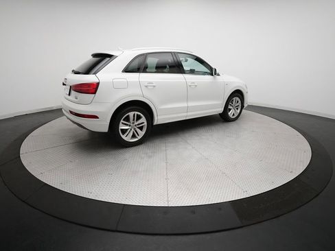 Used 2018 Audi Q3 2.0T Premium Plus w/ Premium Plus Package image 14