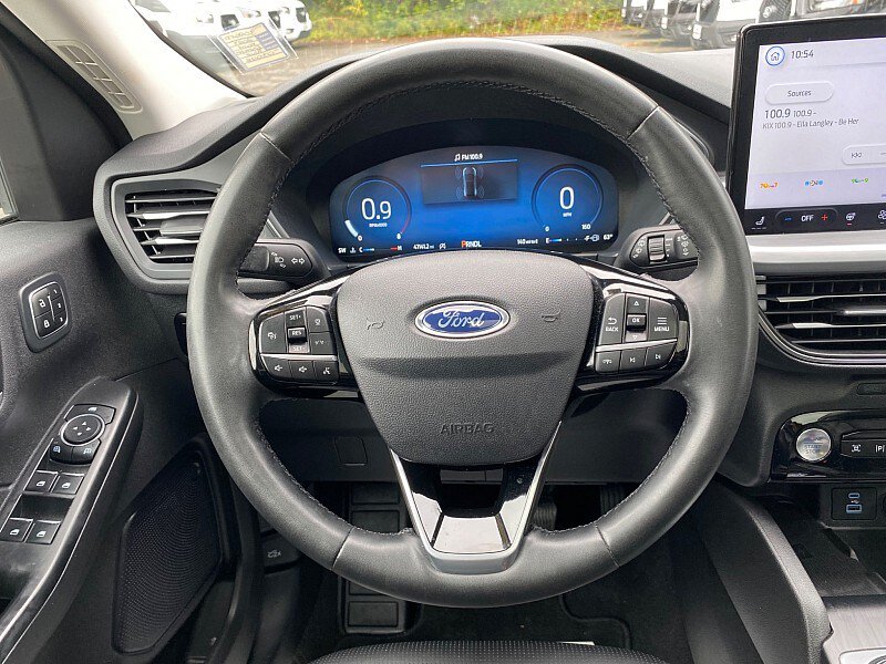 Used 2023 Ford Escape Platinum w/ Class II Trailer Tow Package AWD/4WD image 19